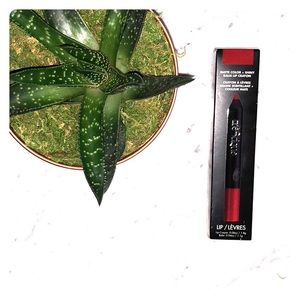 StèStioue matte lip stain and lip balm